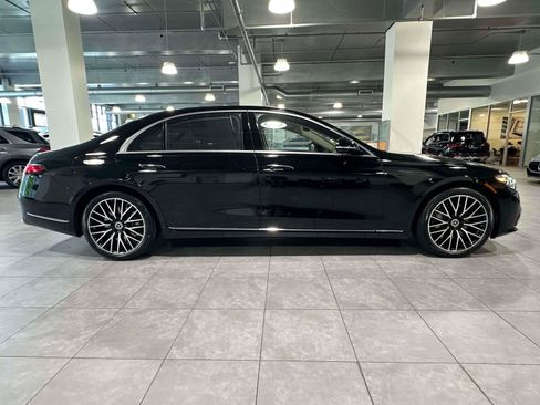 Certified 2023 Mercedes-Benz S 580 4MATIC Sedan image 5