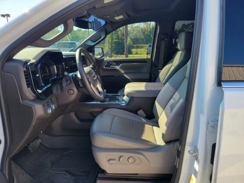 Used 2024 GMC Sierra 1500 SLT w/ SLT Premium Package image 11