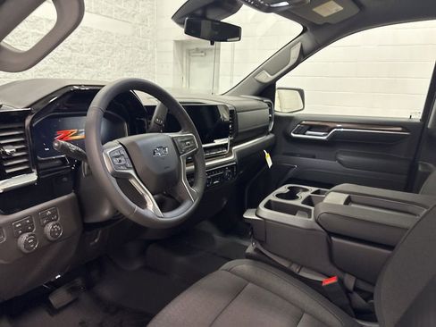 New 2026 Chevrolet Silverado 1500 RST AWD/4WD image 16