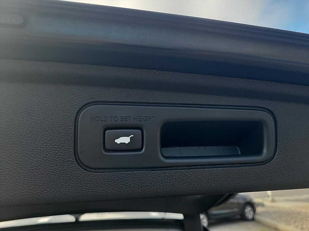 Used 2023 Honda Odyssey EX-L image 22
