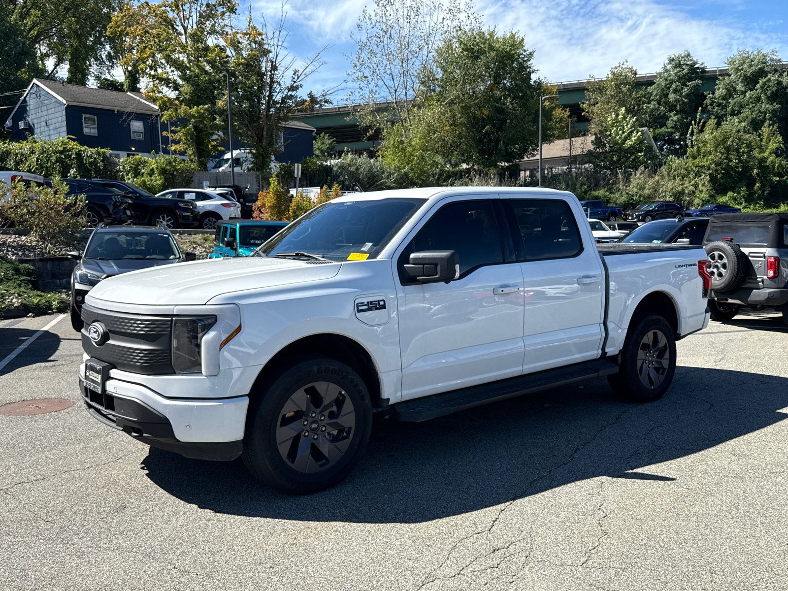 Used 2025 Ford F150 Lightning Flash AWD/4WD image 3