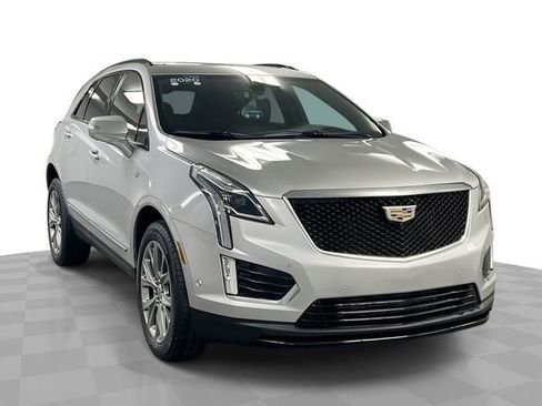 Certified 2020 Cadillac XT5 Sportv image 1