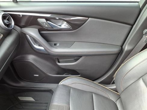 Used 2019 Chevrolet Blazer Premier w/ Sun and Wheels Package image 31