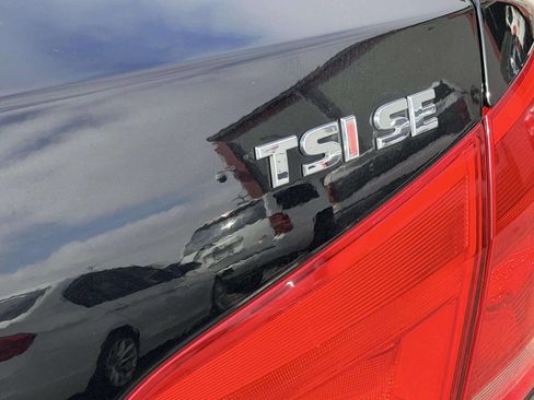 Used 2015 Volkswagen Passat 1.8T SE FWD image 6