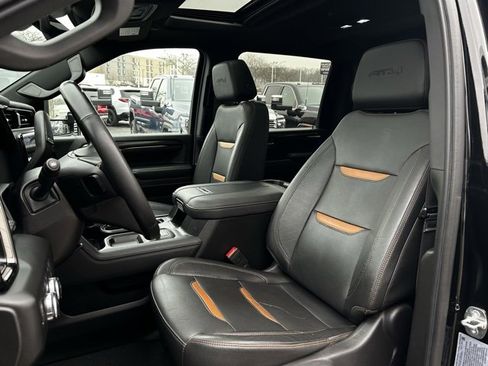 Used 2024 GMC Sierra 3500 AT4 w/ AT4 Premium Plus Package image 17