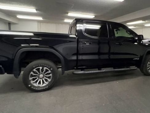 Used 2022 GMC Sierra 1500 AT4 w/ AT4 Preferred Package AWD/4WD image 9