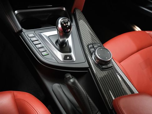 Used 2016 BMW M3 RWD image 24