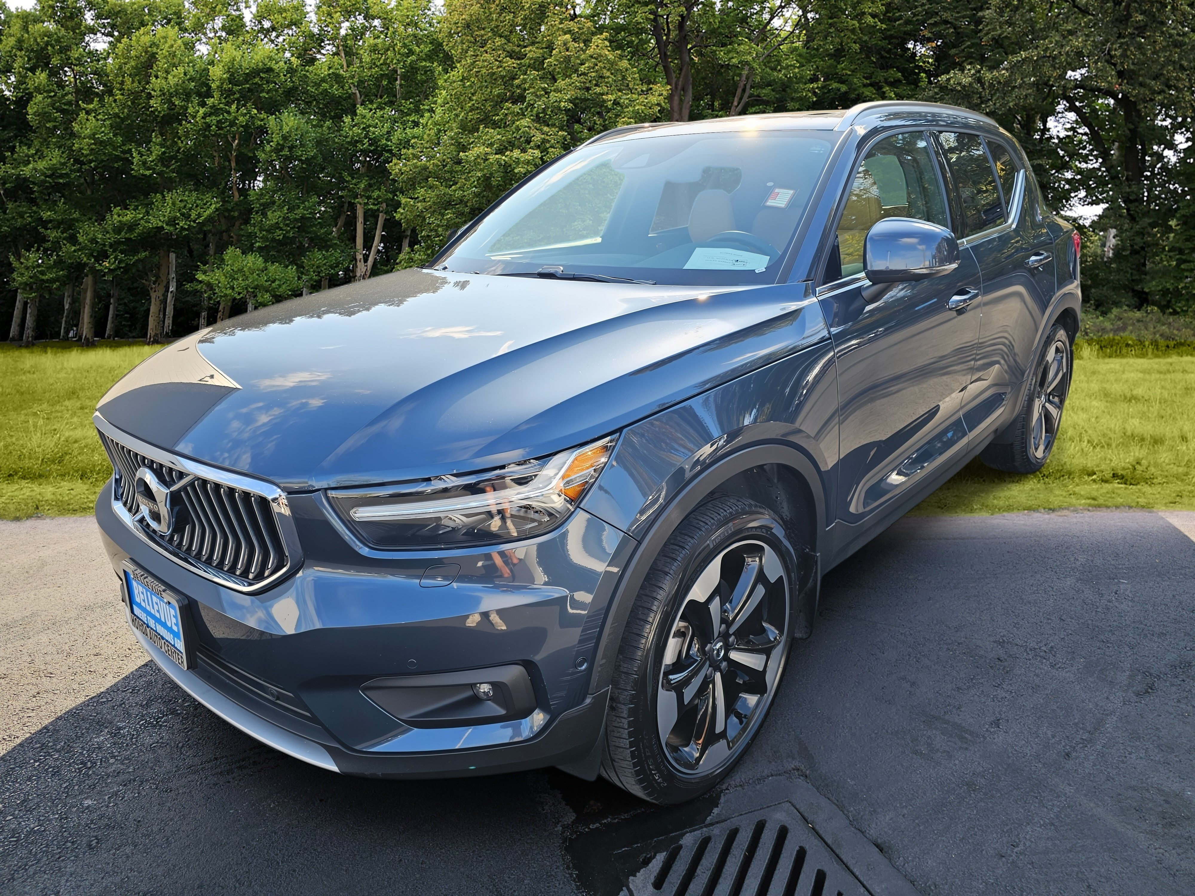 Used 2019 Volvo XC40 T5 Inscription AWD/4WD image 3