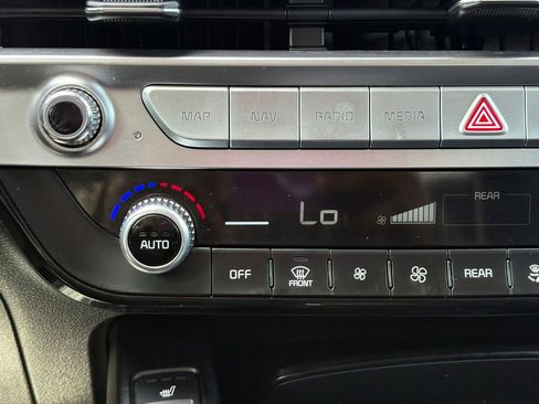 Certified 2025 Kia Telluride S AWD/4WD image 28