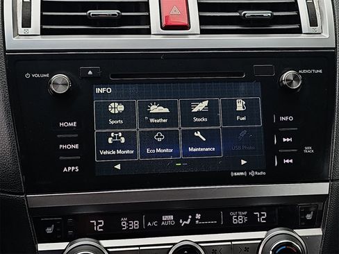 Used 2017 Subaru Outback 2.5i Premium image 21