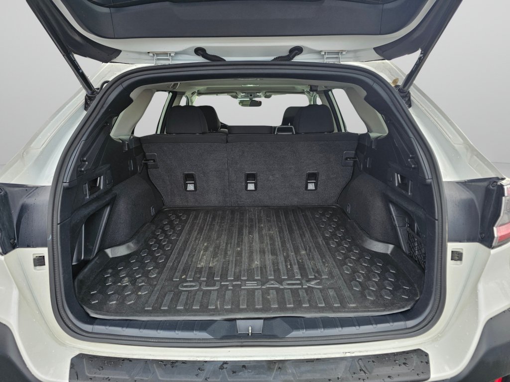 Used 2022 Subaru Outback Premium w/ Popular Package #1 AWD/4WD image 17