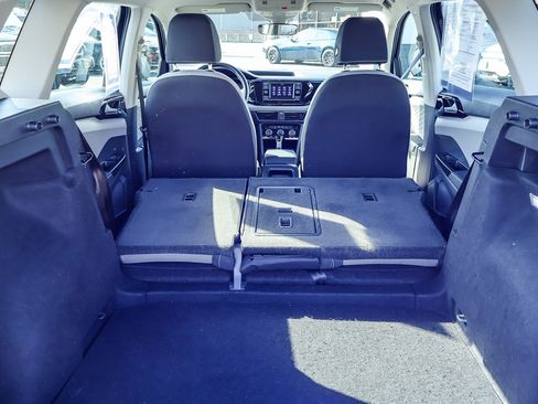 Used 2024 Volkswagen Taos S image 15