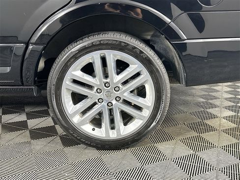 Used 2017 Ford Expedition King Ranch image 34