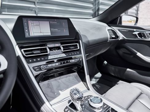 Used 2022 BMW 840i Convertible RWD image 53