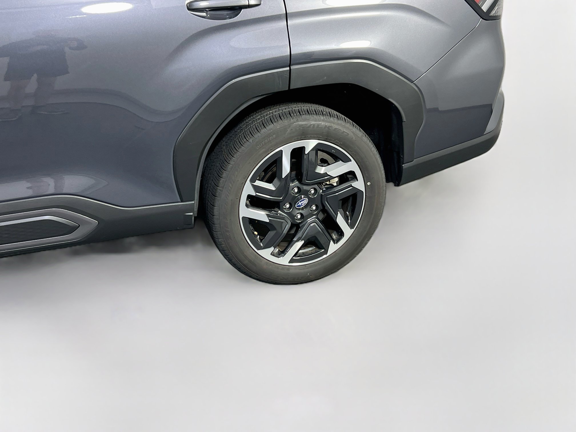 Used 2025 Subaru Forester Limited AWD/4WD image 30