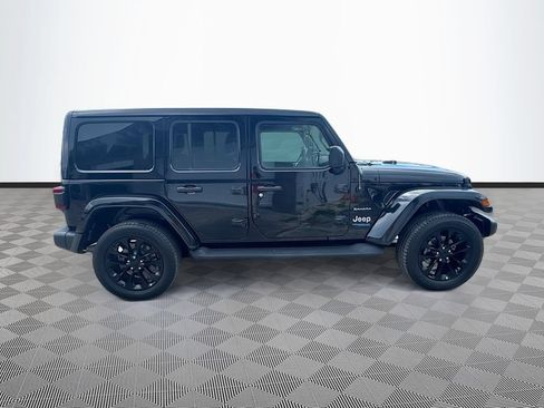 Used 2022 Jeep Wrangler Unlimited Sahara w/ Safety Group AWD/4WD image 5