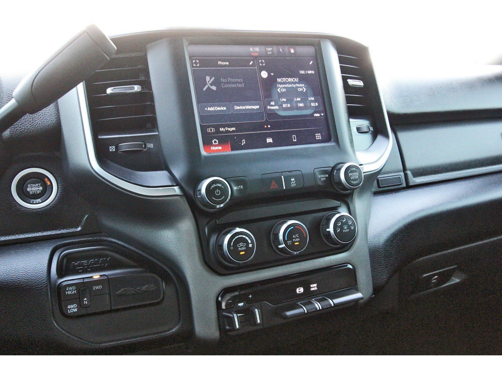 Used 2024 RAM 2500 Big Horn AWD/4WD image 29