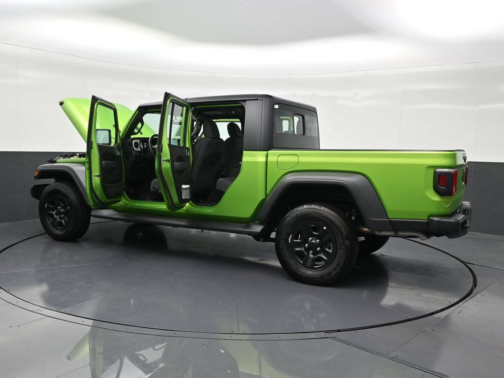Used 2025 Jeep Gladiator Sport AWD/4WD image 34