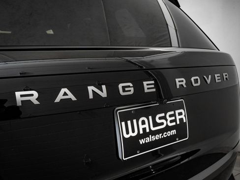 New 2026 Land Rover Range Rover SE AWD/4WD image 9