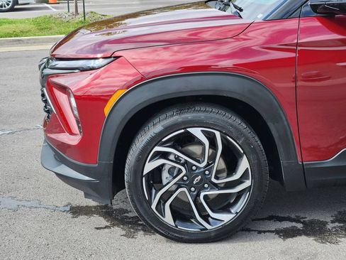 Used 2025 Chevrolet TrailBlazer RS w/ Convenience Package FWD image 5
