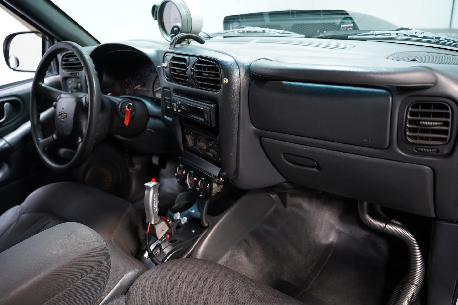 Used 2003 Chevrolet S10 Pickup 2WD Regular Cab image 35