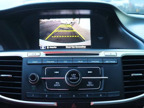 Used 2016 Honda Accord LX image 46