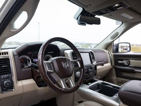 Used 2017 RAM 1500 Laramie w/ Convenience Group image 2