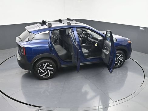 New 2026 Nissan Kicks SV w/ Cold Weather Package FWD image 47