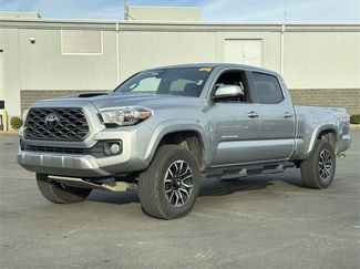 Used 2022 Toyota Tacoma TRD Sport video 2