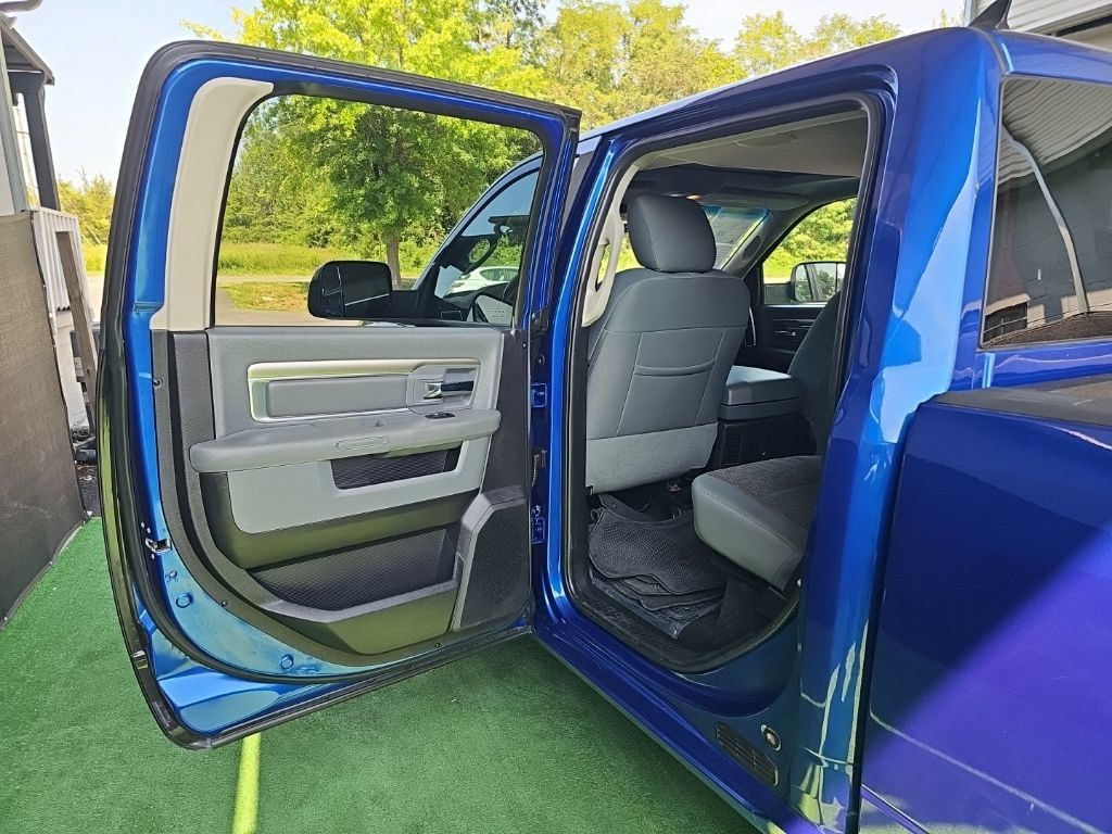 Used 2016 RAM 1500 Big Horn AWD/4WD image 38