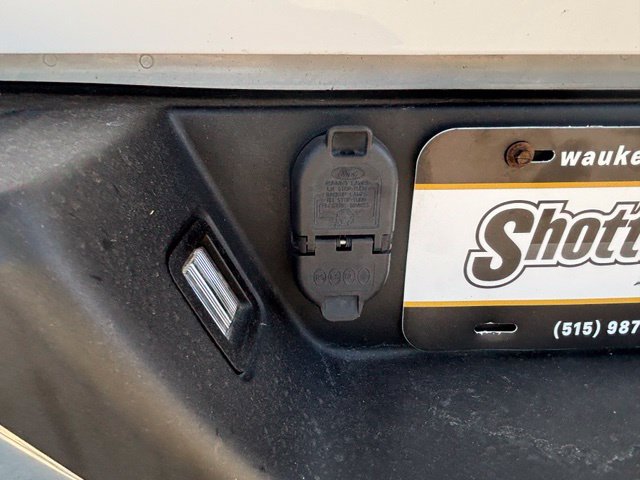Used 2015 Ford F150 Lariat AWD/4WD image 19