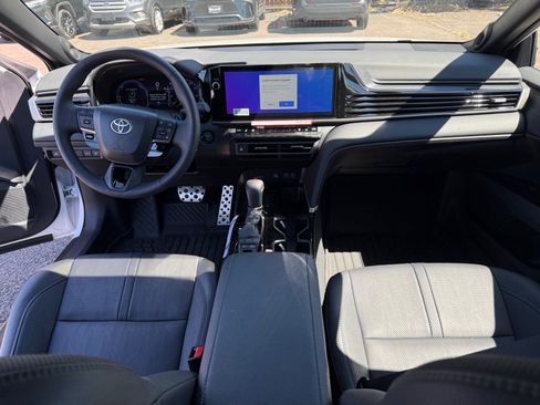 Used 2026 Toyota Camry XSE w/ Premium Package FWD image 19