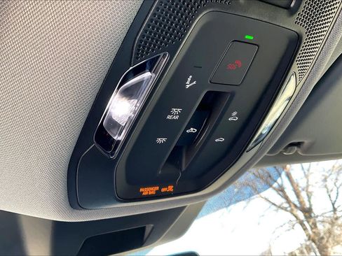 Certified 2025 Audi Q5 Premium w/ Convenience Package image 32