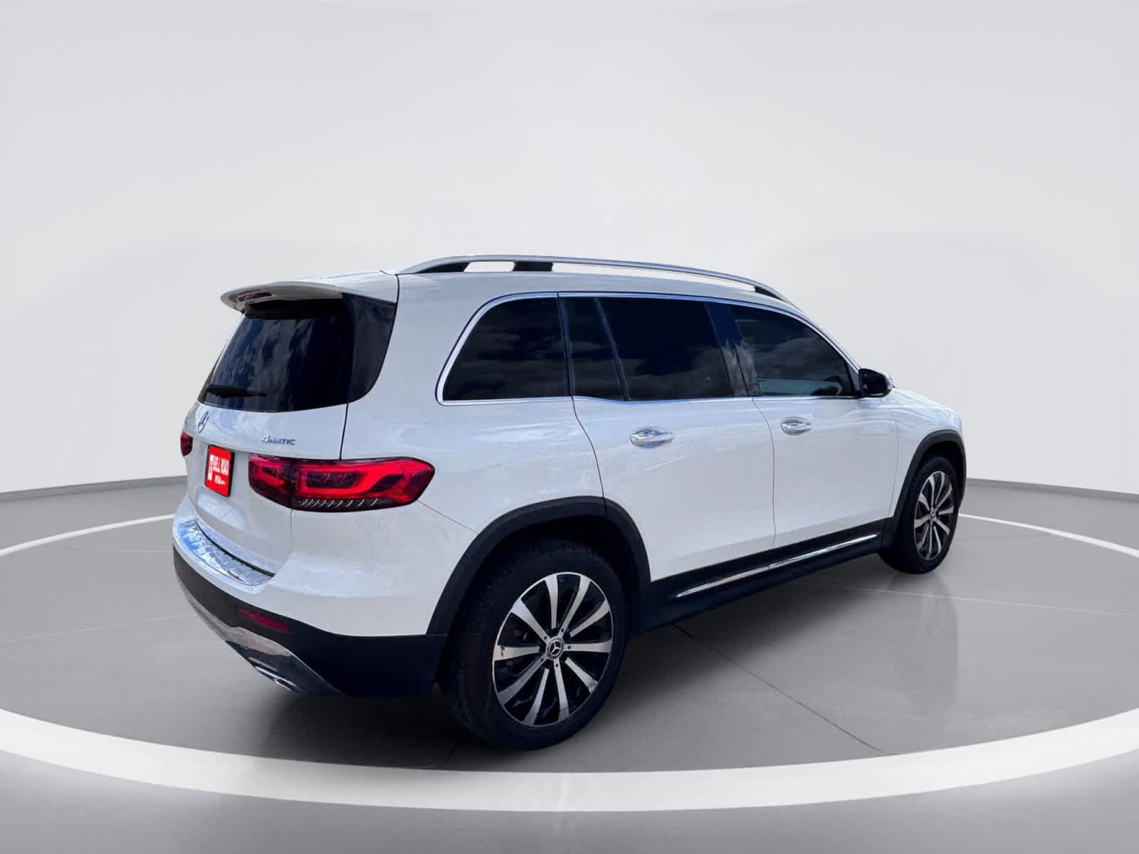Used 2023 Mercedes-Benz GLB 250 4MATIC image 6