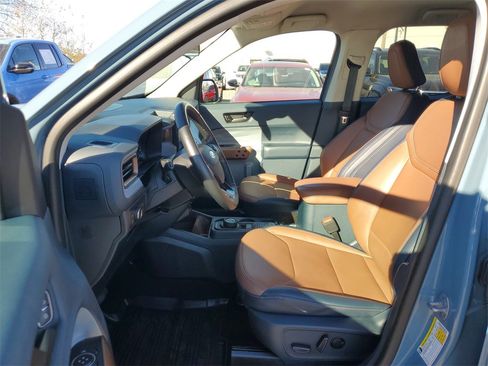 Used 2022 Ford Maverick Lariat w/ Lariat Luxury Package image 9