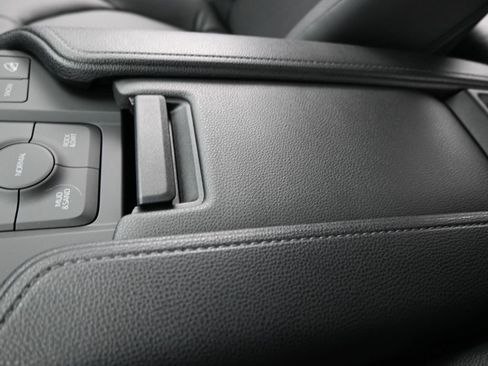 Used 2026 Toyota Grand Highlander XLE image 37