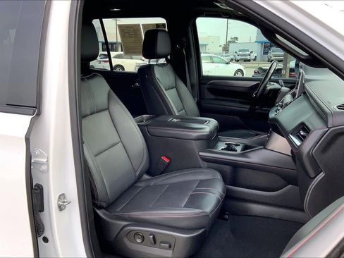 Used 2022 Chevrolet Tahoe RST w/ Luxury Package image 9