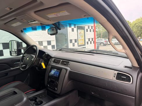 Used 2014 Chevrolet Silverado 2500 LTZ w/ LTZ Plus Package AWD/4WD image 36