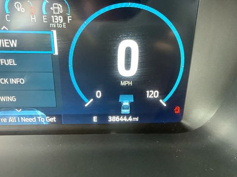 Used 2022 Ford F150 Lariat w/ Equipment Group 502A High image 10