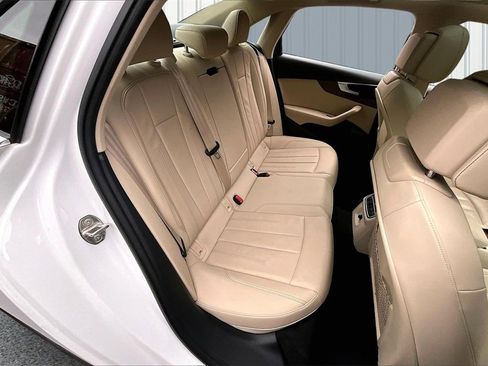 Used 2022 Audi A4 2.0T Premium w/ Convenience Package image 25