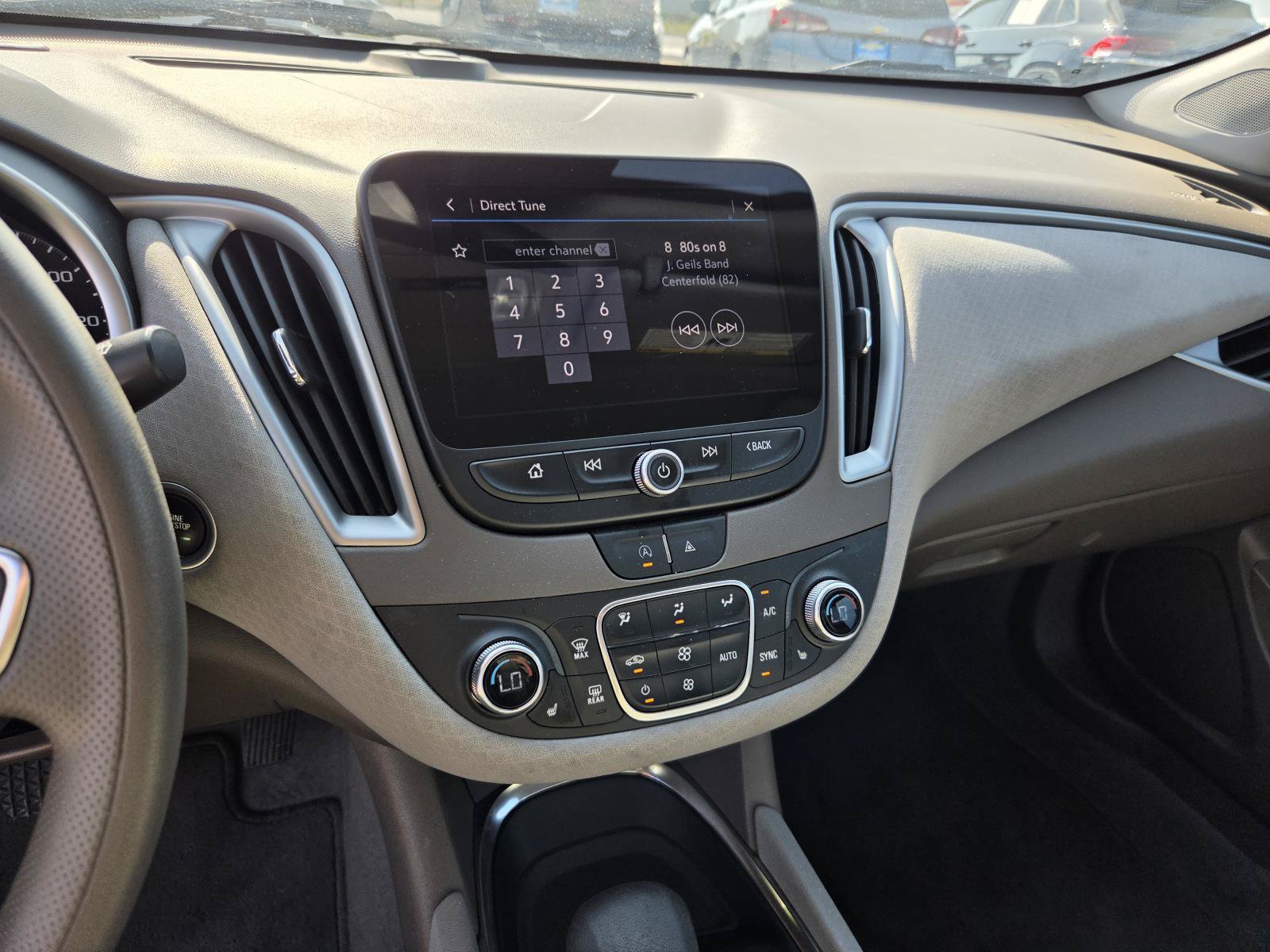 Used 2024 Chevrolet Malibu LT FWD image 20
