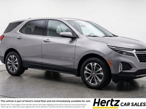 Used 2025 Chevrolet Equinox LT FWD image 1