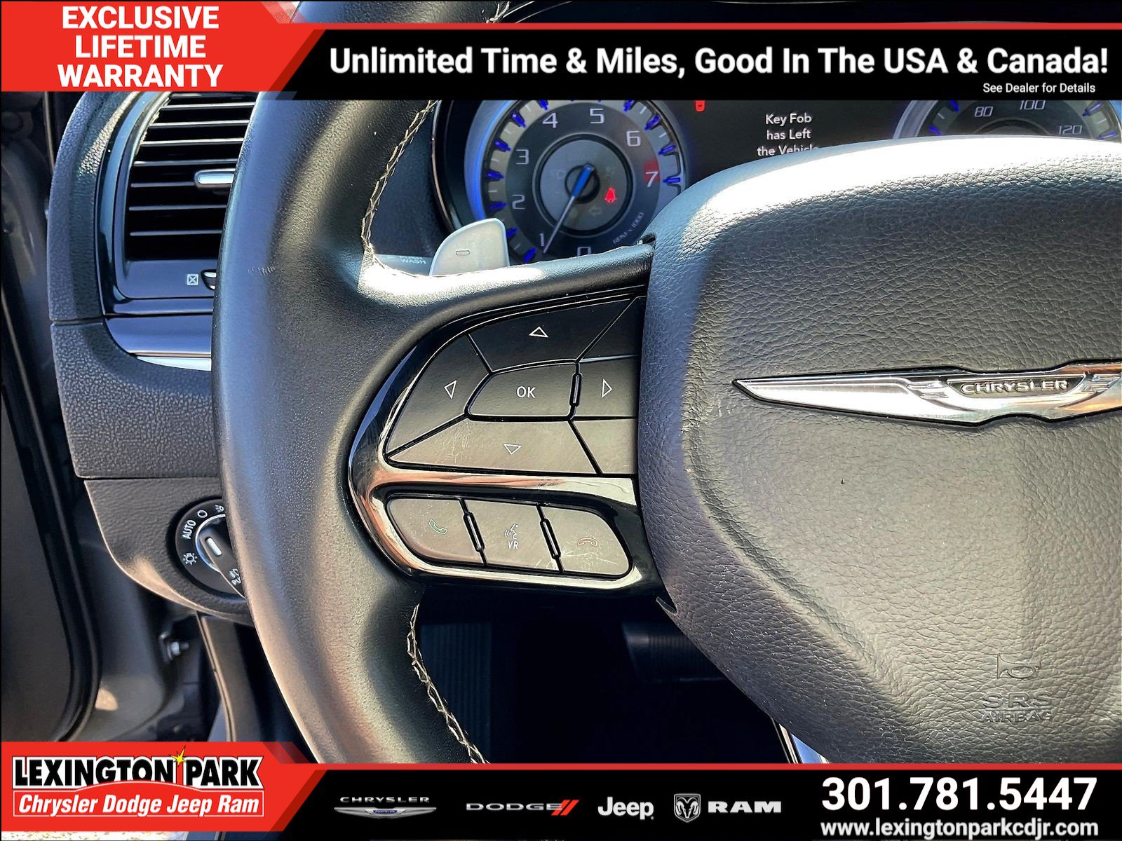 Used 2018 Chrysler 300 S RWD image 11