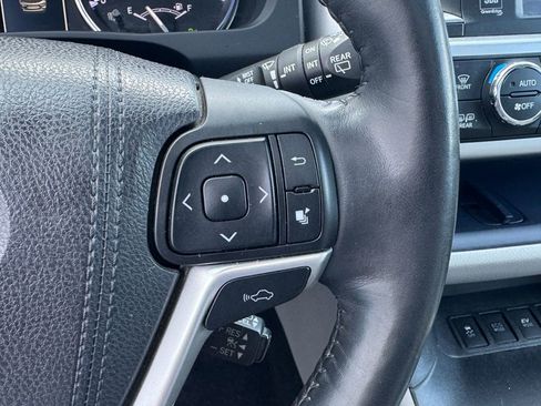 Used 2015 Toyota Highlander Limited Platinum image 27