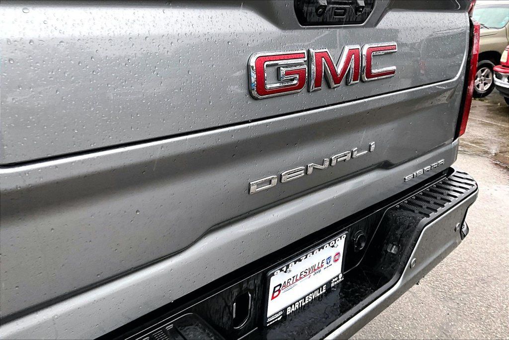 Used 2024 GMC Sierra 2500 Denali w/ Denali Reserve Package AWD/4WD image 14