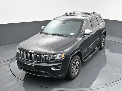 Used 2017 Jeep Grand Cherokee Limited AWD/4WD image 24