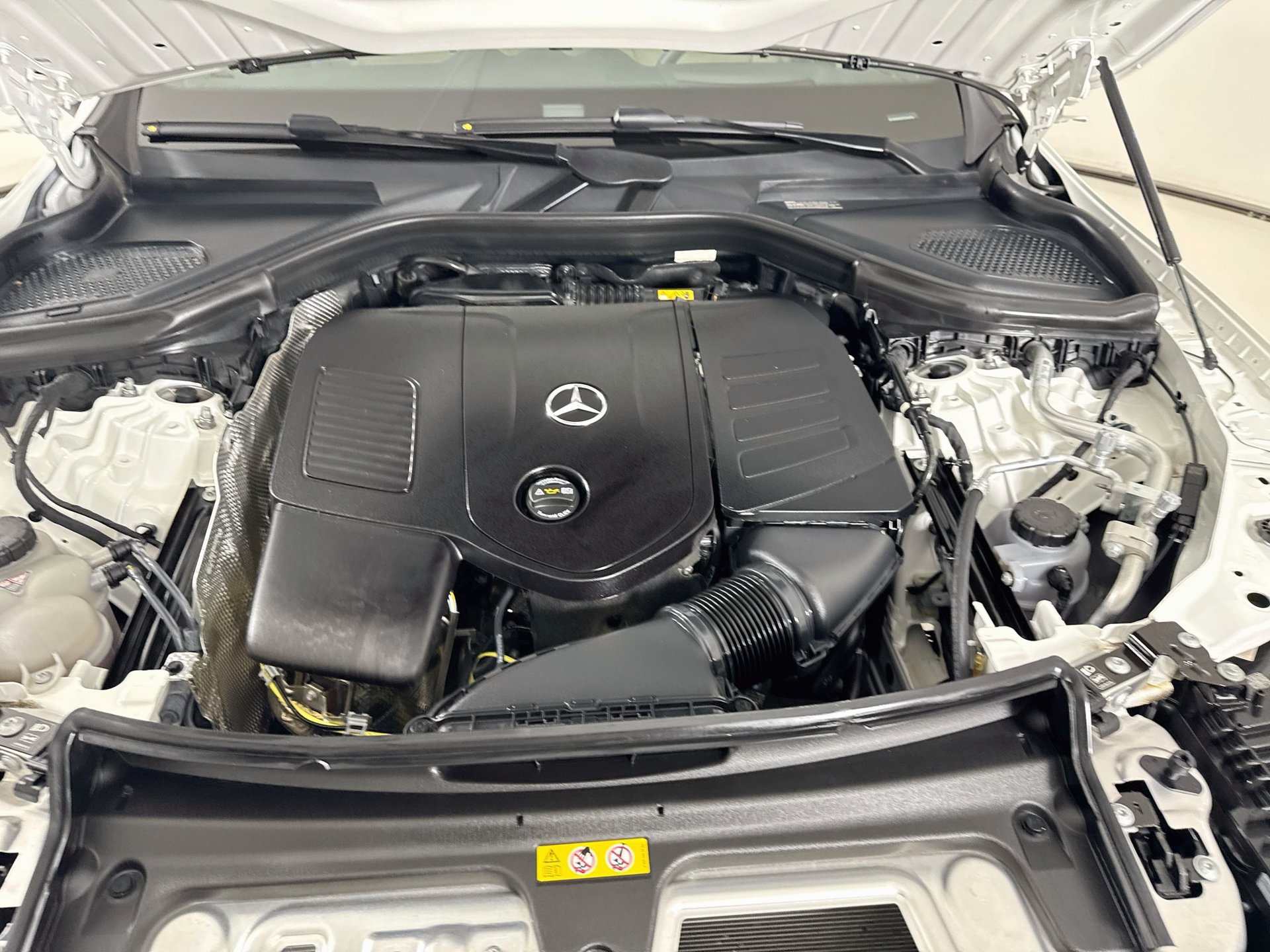 Certified 2026 Mercedes-Benz GLC 300 image 32