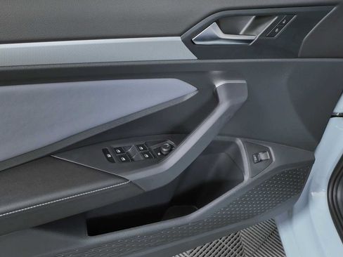 New 2026 Volkswagen Jetta SE FWD image 6