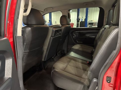 Used 2020 Nissan Titan S w/ S Utility Package image 22