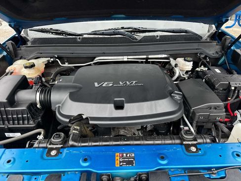 Used 2022 Chevrolet Colorado Z71 RWD image 3